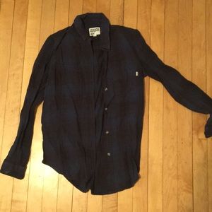 Fun Vans flannel with pocket!